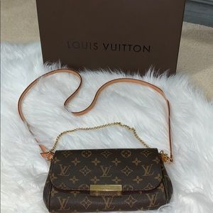 Louis Vuitton Favorite PM Monogram